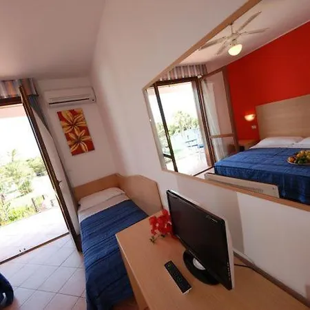 Club Santa Sabina 4* Torre Santa Sabina